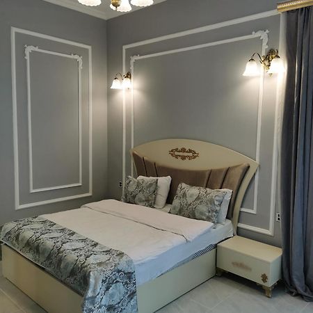 גאלבה Raffles Villa With Pool מראה חיצוני תמונה