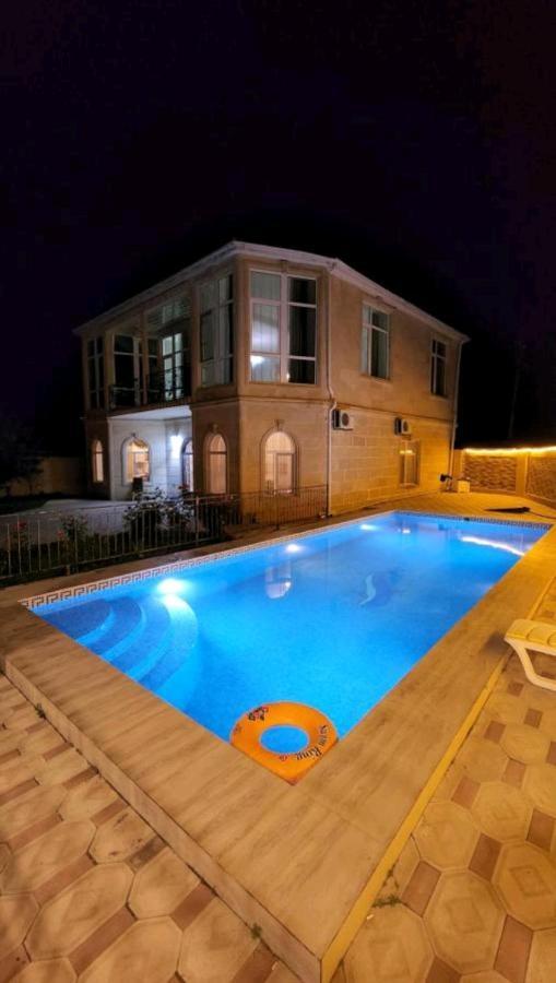 גאלבה Raffles Villa With Pool מראה חיצוני תמונה